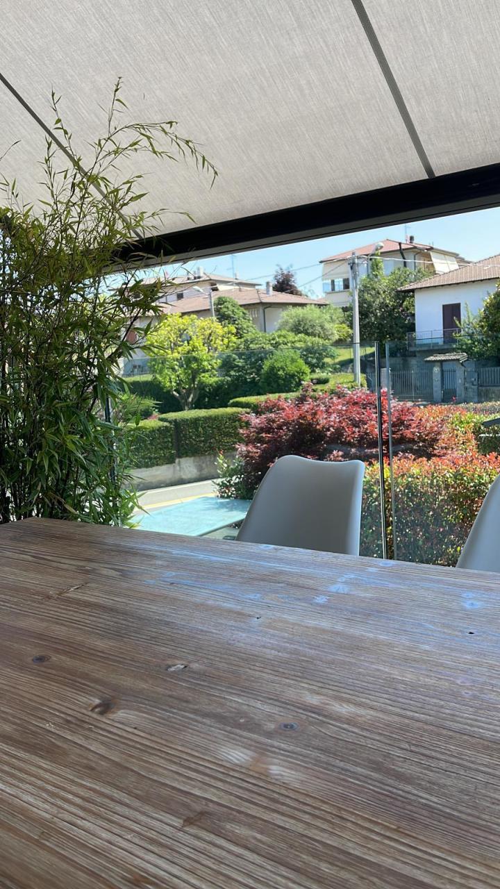 Zona pranzo terrazzo e vista 