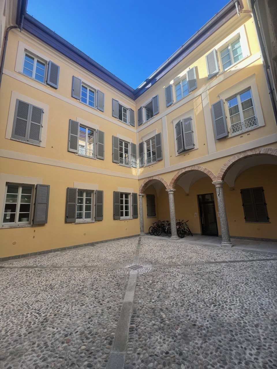 Cortile condominiale 