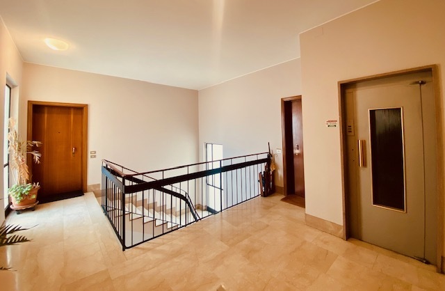 Pianerottolo ingresso 