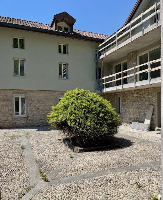 Cortile ingresso