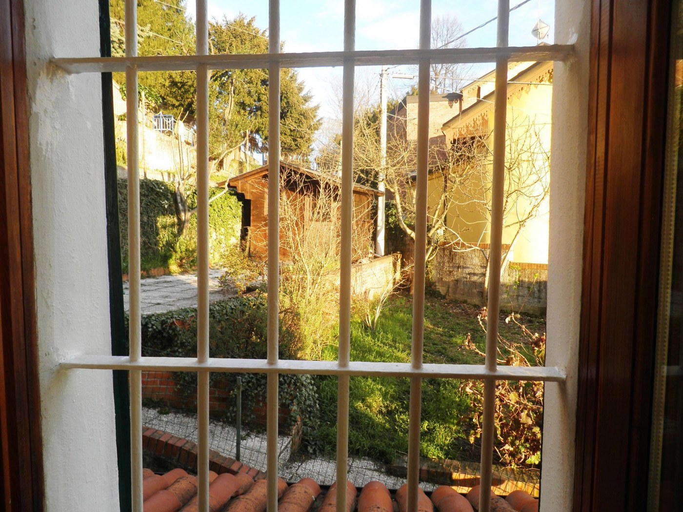4 Affaccio su giardino.JPG
