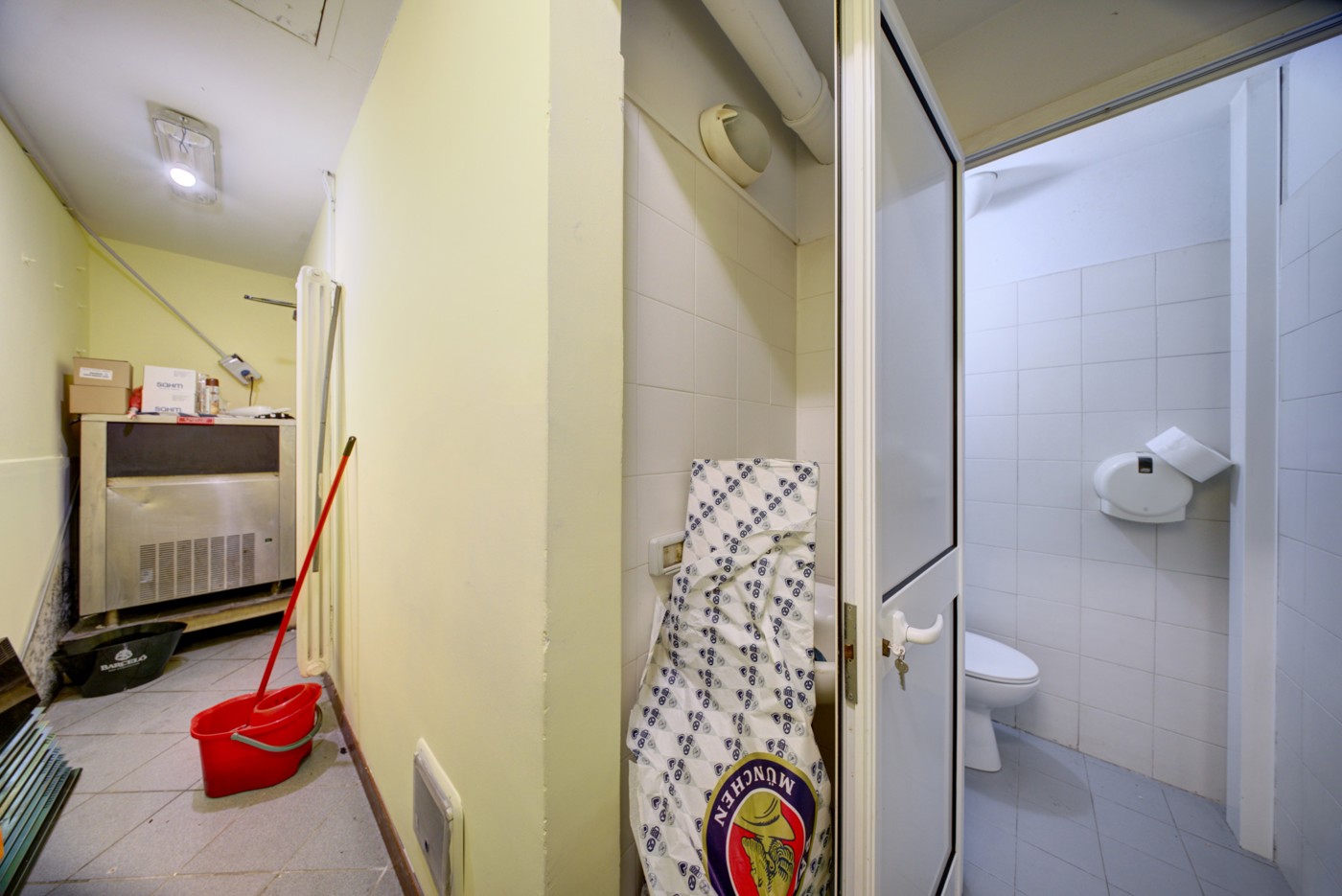42 Spogliatoio WC.jpeg