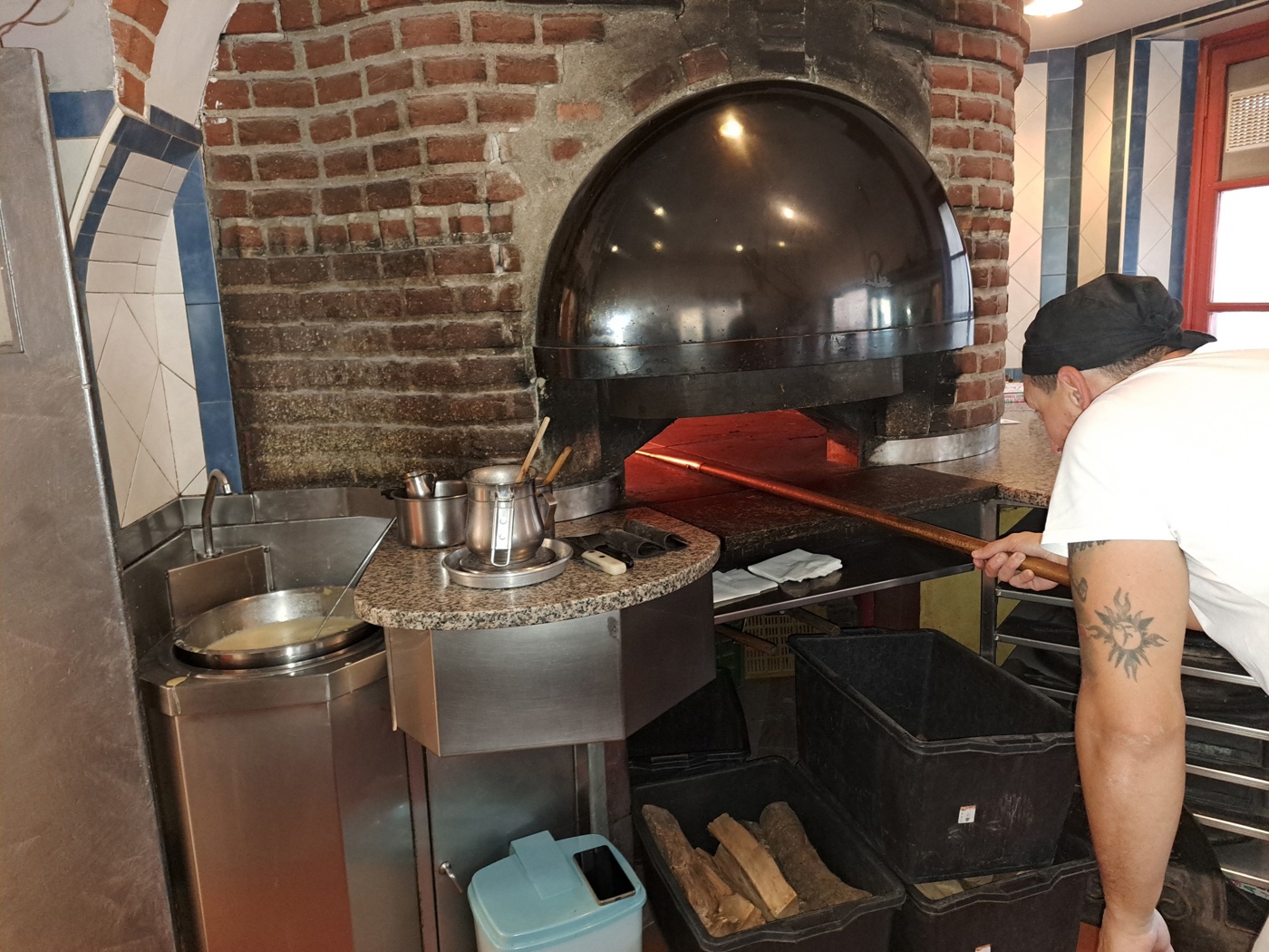 4 Forno a legna.jpg