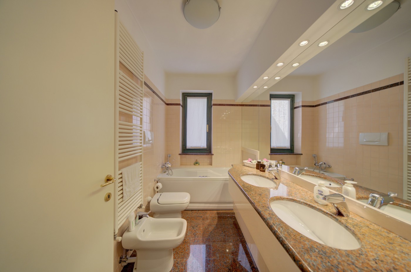 25 bagno 1.jpeg