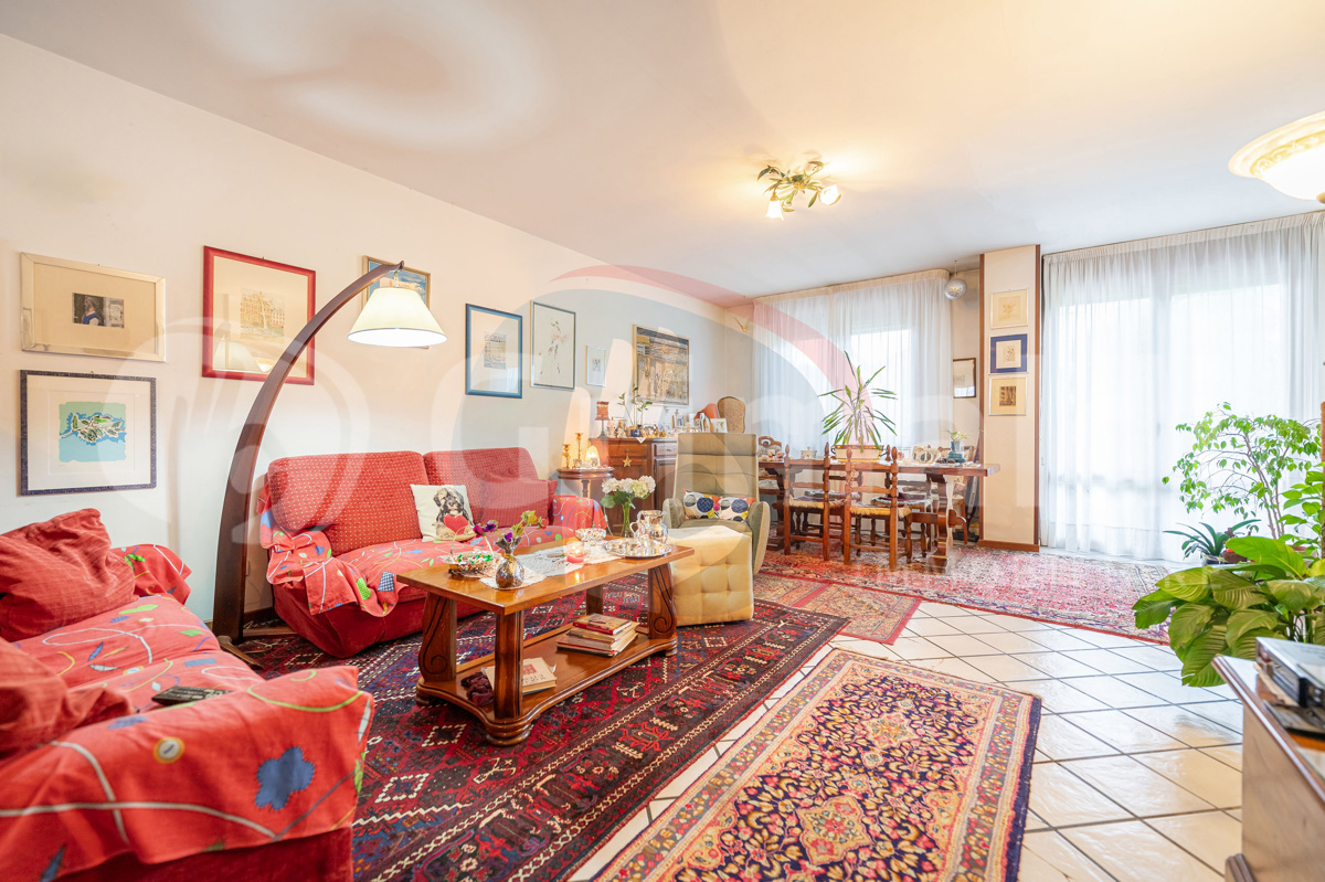 Villa bifamiliare