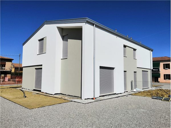 Villa bifamiliare