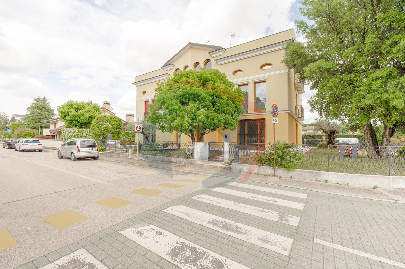 Villa bifamiliare